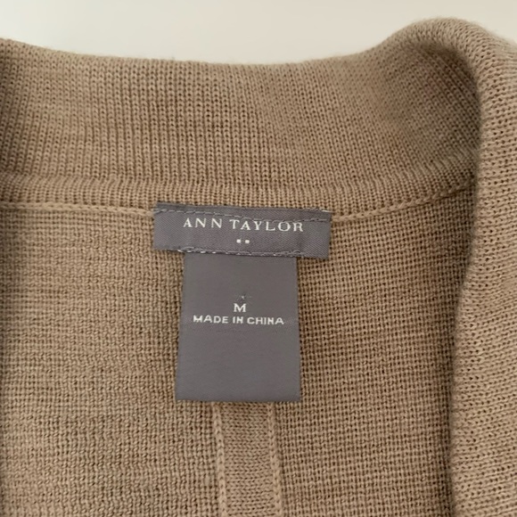 Women’s ANN TAYLOR Sweater Blazer Medium - Picture 4 of 7